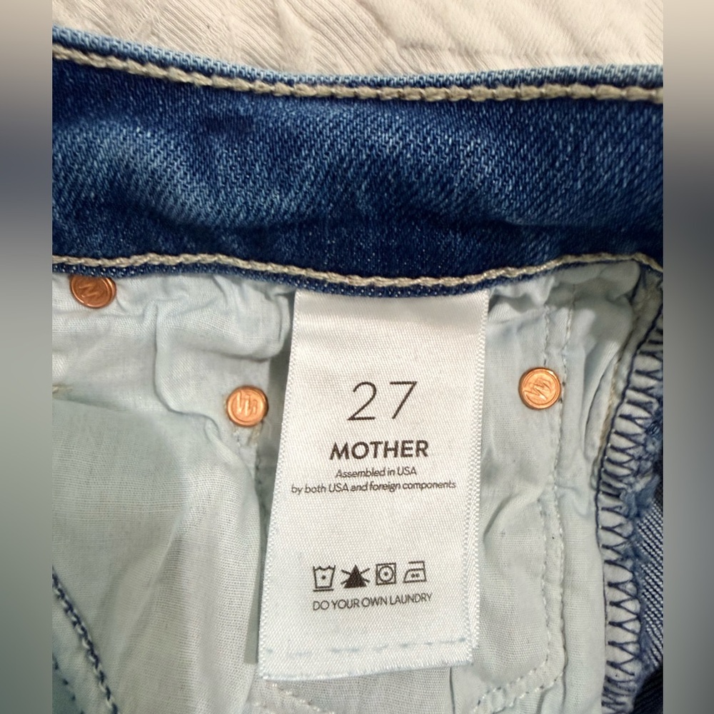 Mother Denim Tune Up Maven Sneak High-Rise Jeans in Opposites Attract - Picture 5 of 10